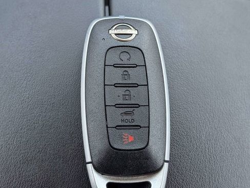 Used 2023 Nissan Rogue SV w/ SV Premium B Package FWD image 31