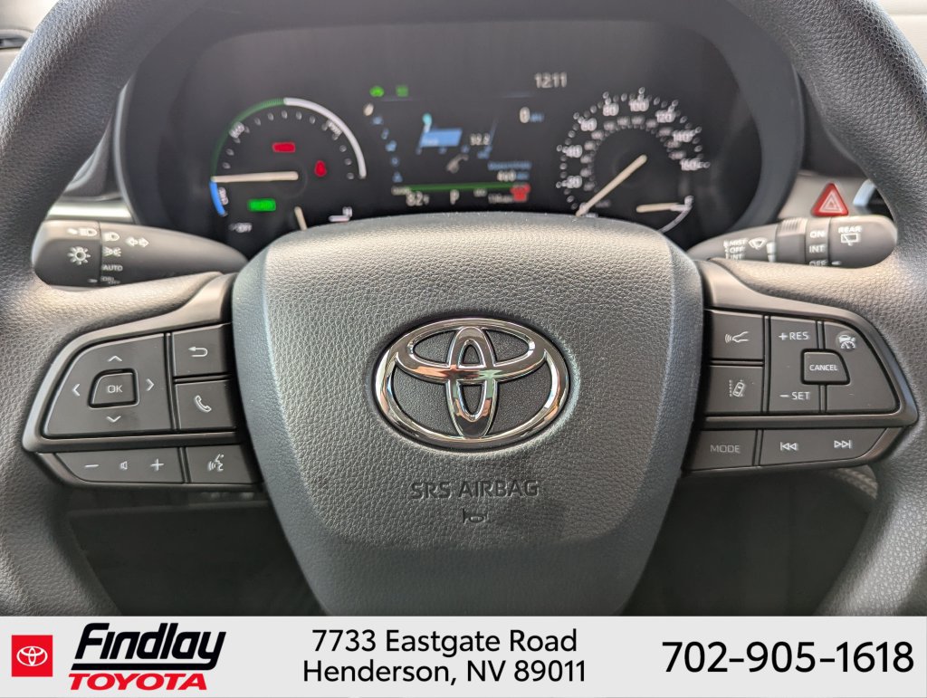 Certified 2026 Toyota Sienna LE FWD image 23