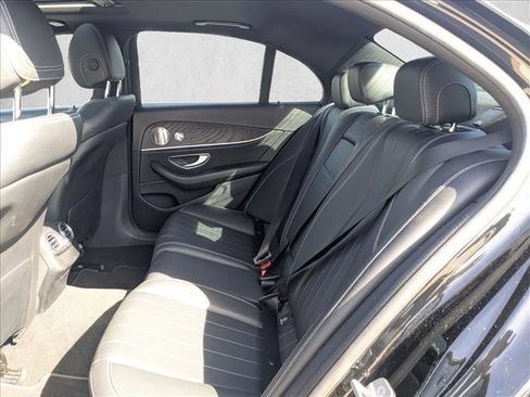 Used 2017 Mercedes-Benz E 300 image 18