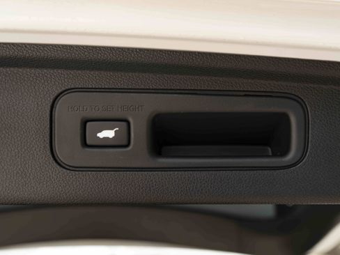 Used 2026 Honda Odyssey Elite image 48