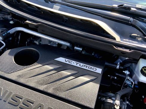 Used 2022 Nissan Rogue SV w/ SV Premium Package FWD image 30