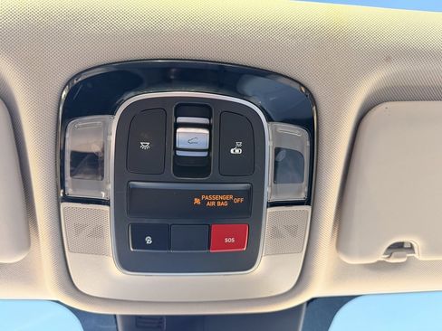 Used 2023 Hyundai Tucson Limited image 24