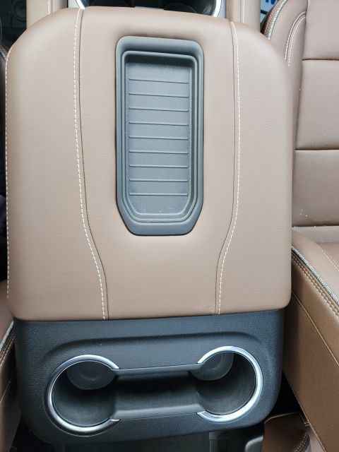 Used 2024 Chevrolet Tahoe High Country AWD/4WD image 36