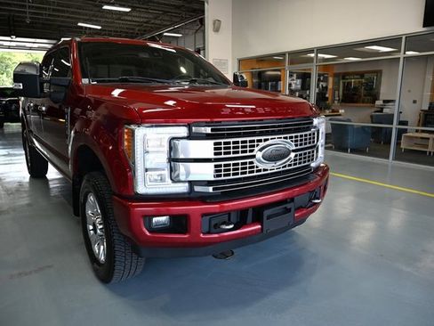 Used 2018 Ford F250 Platinum image 3