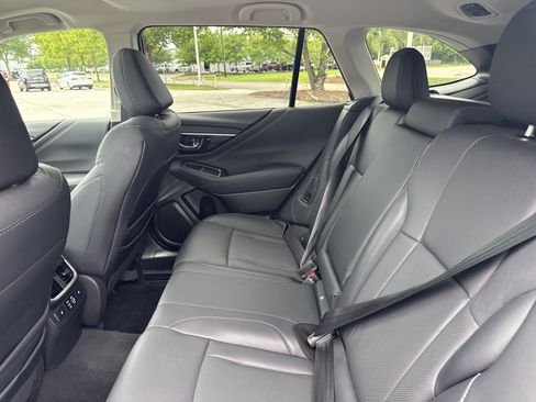 Used 2025 Subaru Outback Limited AWD/4WD image 30