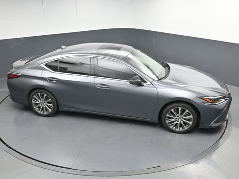 Used 2019 Lexus ES 350 Luxury w/ Accessory Package 2 image 34