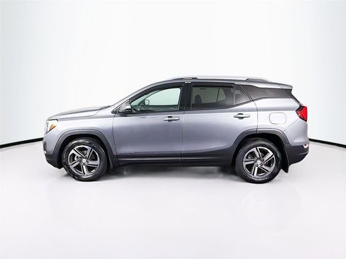 Used 2021 GMC Terrain SLT w/ Infotainment Package II image 4