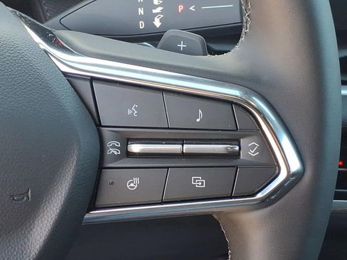 New 2026 Chevrolet Equinox LT AWD/4WD image 17