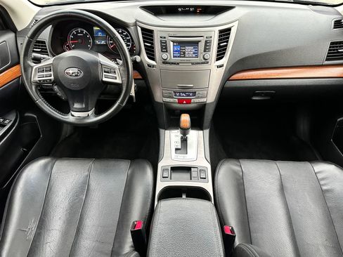 Used 2013 Subaru Outback 2.5i Limited image 22