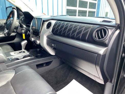 Used 2018 Toyota Tundra Platinum image 30