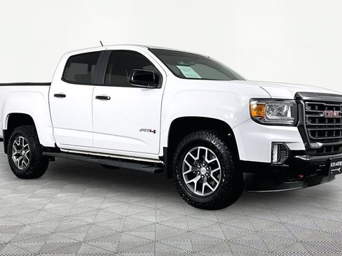Certified 2022 GMC Canyon AT4 AWD/4WD image 3