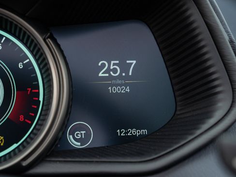 Used 2020 Aston Martin DB11 Volante RWD image 47