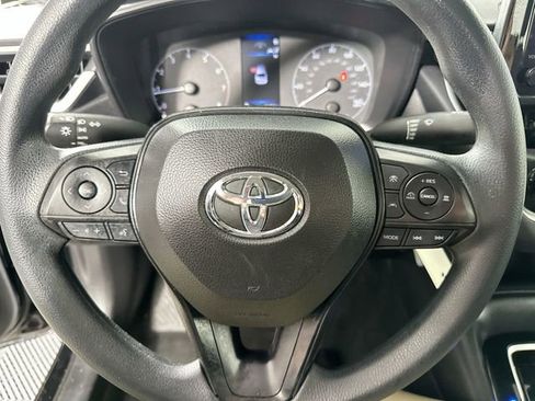 Used 2024 Toyota Corolla LE image 18