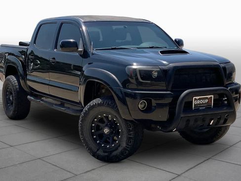 Used 2008 Toyota Tacoma PreRunner RWD image 2