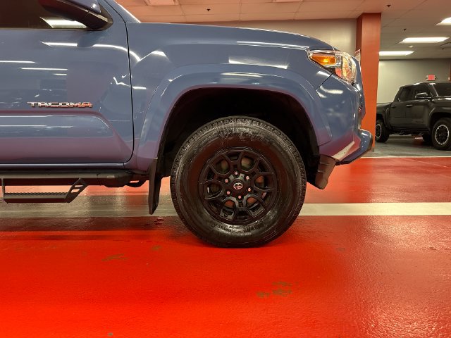 Certified 2019 Toyota Tacoma SR5 AWD/4WD image 31