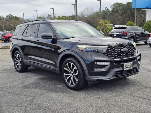 Used 2020 Ford Explorer ST w/ Premium Technology Package image 5