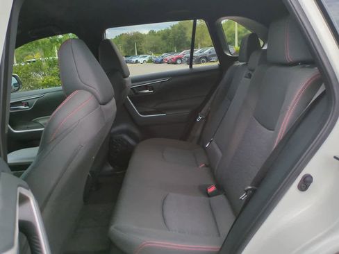 Used 2025 Toyota RAV4 SE AWD/4WD image 13