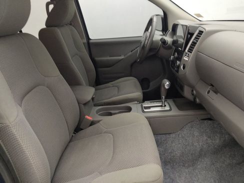 Used 2018 Nissan Frontier SV w/ Value Truck Package RWD image 21