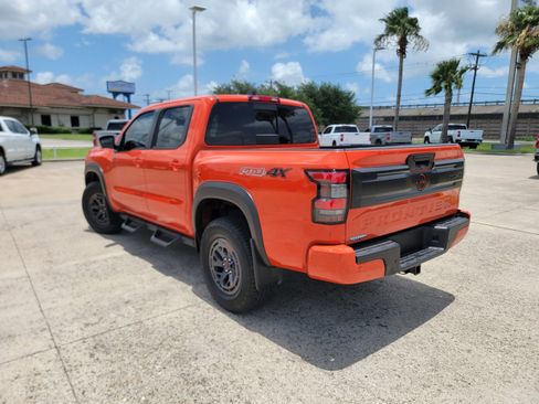 Used 2025 Nissan Frontier PRO-4X w/ Pro Convenience Package image 5