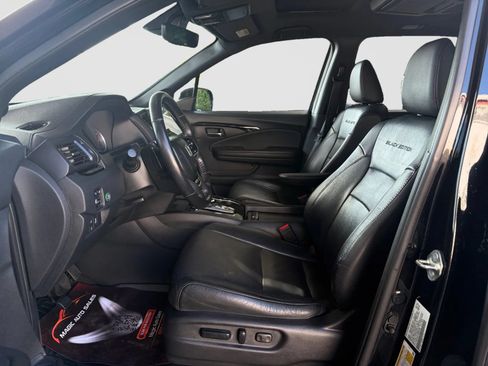 Used 2021 Honda Pilot Black Edition image 12