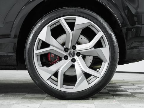 Used 2024 Audi RS Q8 image 33