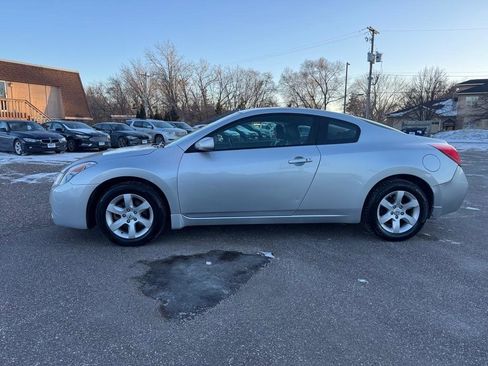Used 2009 Nissan Altima 2.5 S w/ Premium Pkg image 9