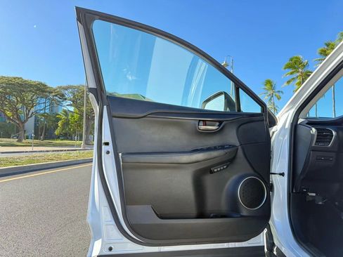 Used 2015 Lexus NX 300h 300h image 13