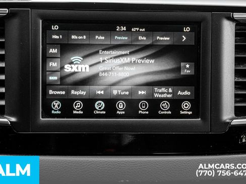 Used 2019 Chrysler Pacifica Touring-L image 43