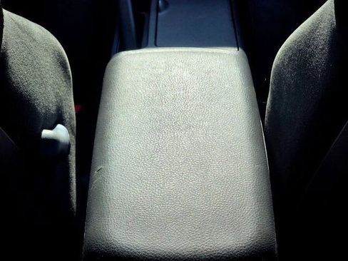 Used 2009 Mitsubishi Eclipse GS image 22