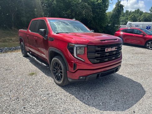 Used 2024 GMC Sierra 1500 Elevation AWD/4WD image 2