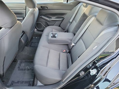 Used 2024 Nissan Altima 2.5 SV image 20