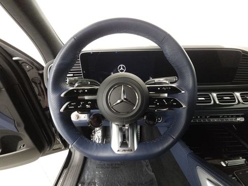 Used 2025 Mercedes-Benz GLS 63 AMG 4MATIC image 12