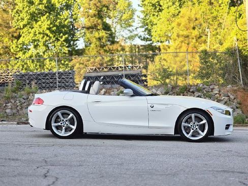 Used 2011 BMW Z4 sDrive35is image 14