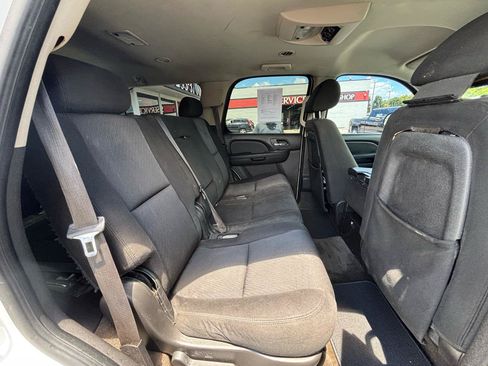 Used 2010 Chevrolet Tahoe LS w/ Convenience Package AWD/4WD image 12