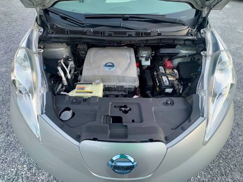 Used 2013 Nissan Leaf SV FWD image 13