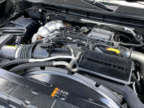 Used 2023 Chevrolet Silverado 2500 High Country w/ LPO, Hitch Package AWD/4WD image 32