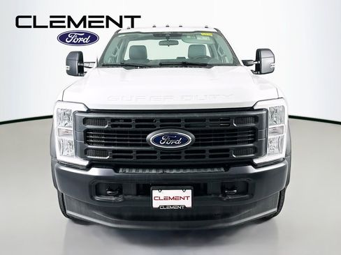 New 2025 Ford F450 XL image 2