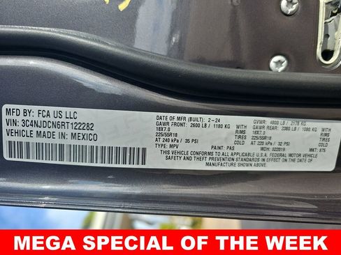 Used 2024 Jeep Compass Limited image 41