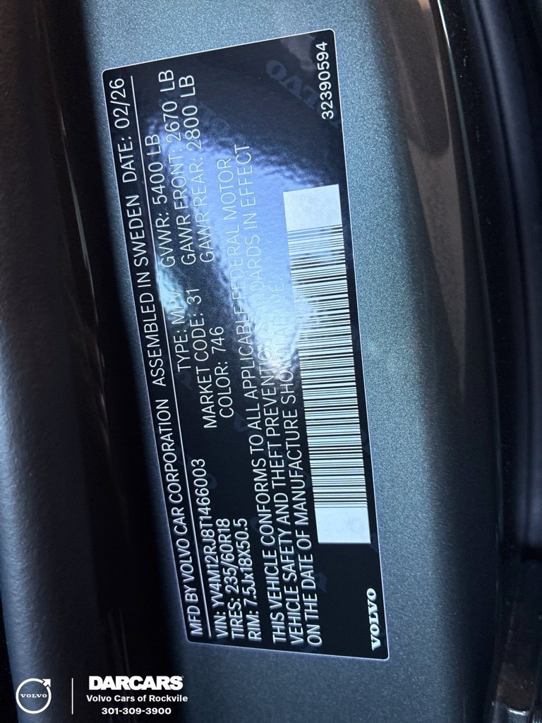 Used 2019 Volvo XC60 T5 Momentum w/ Premium Package AWD/4WD image 1