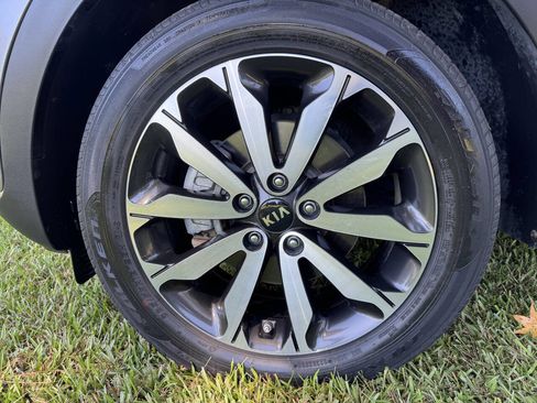 Used 2017 Kia Sportage EX image 15