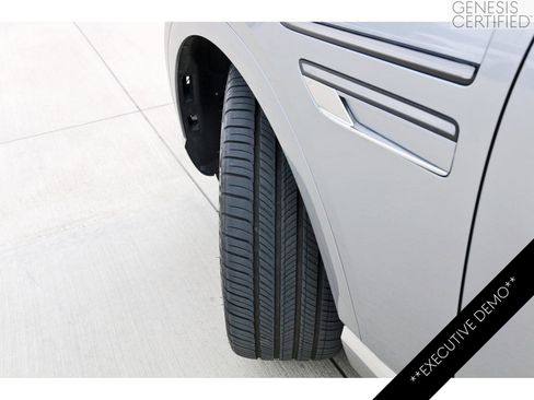 Used 2025 Genesis GV80 3.5T Prestige AWD/4WD image 33