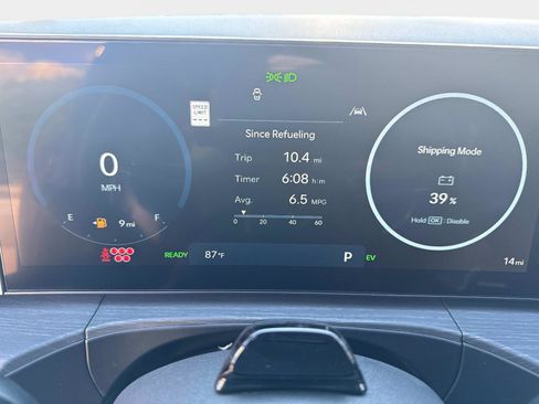 Used 2025 Hyundai Santa Fe Limited image 26