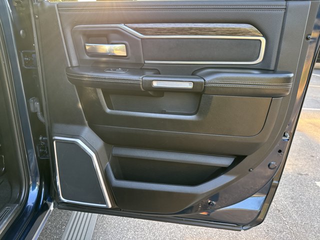 Used 2019 RAM 3500 Laramie AWD/4WD image 19