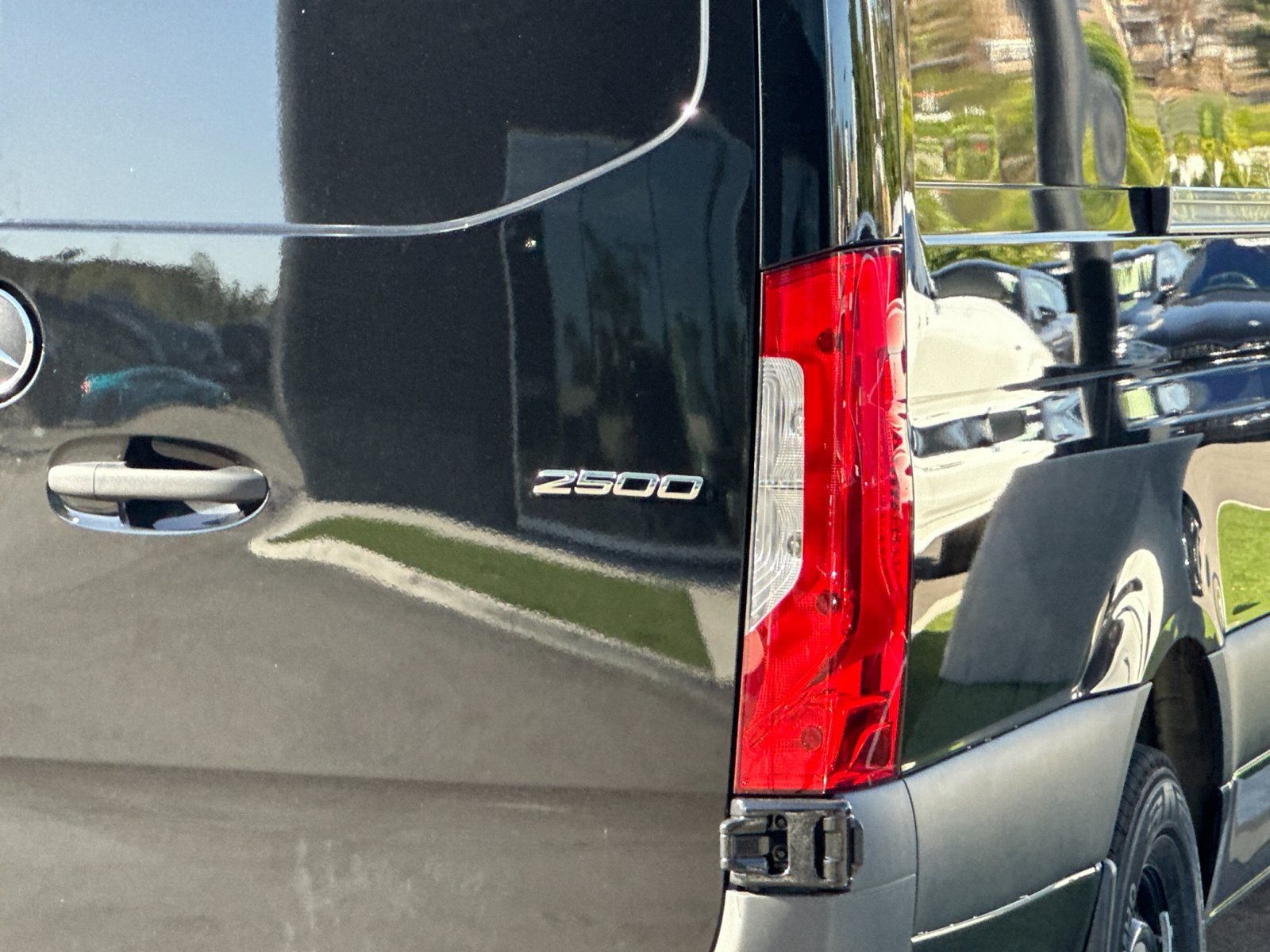 New 2026 Mercedes-Benz Sprinter 2500 image 33