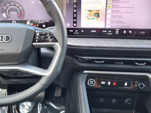 New 2026 Audi Q5 Premium Plus AWD/4WD image 25