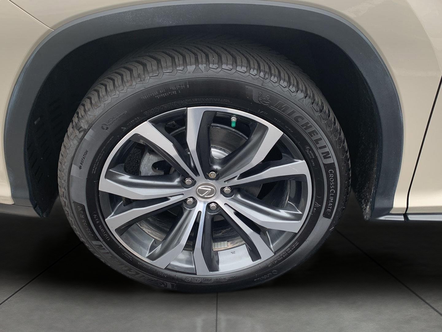 Used 2017 Lexus RX 350 AWD w/ Premium Package image 23