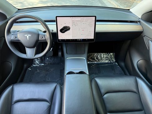 Used 2021 Tesla Model Y Long Range AWD/4WD image 16