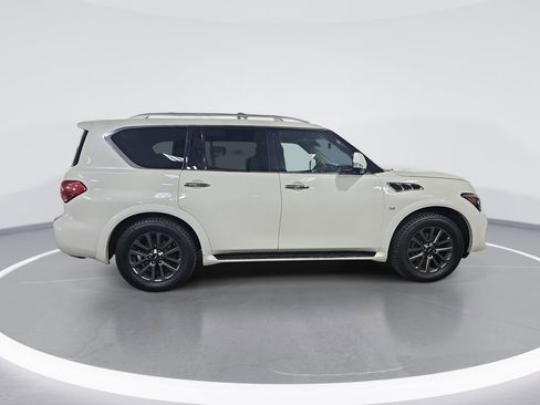 Used 2017 INFINITI QX80 Limited AWD/4WD image 2