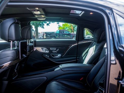 Used 2020 Mercedes-Benz Maybach S 650 image 29