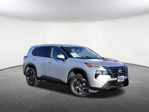 Used 2025 Nissan Rogue SV FWD image 1